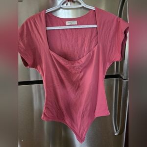 Babaton Aritzia Pink Short Sleeve Thong Bodysuit